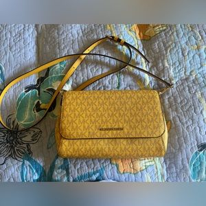 Michael Kors cross body